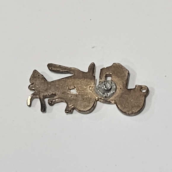 Vintage Horse Carriage (Gold Enamel) Lapel Pin - Picture 5 of 5